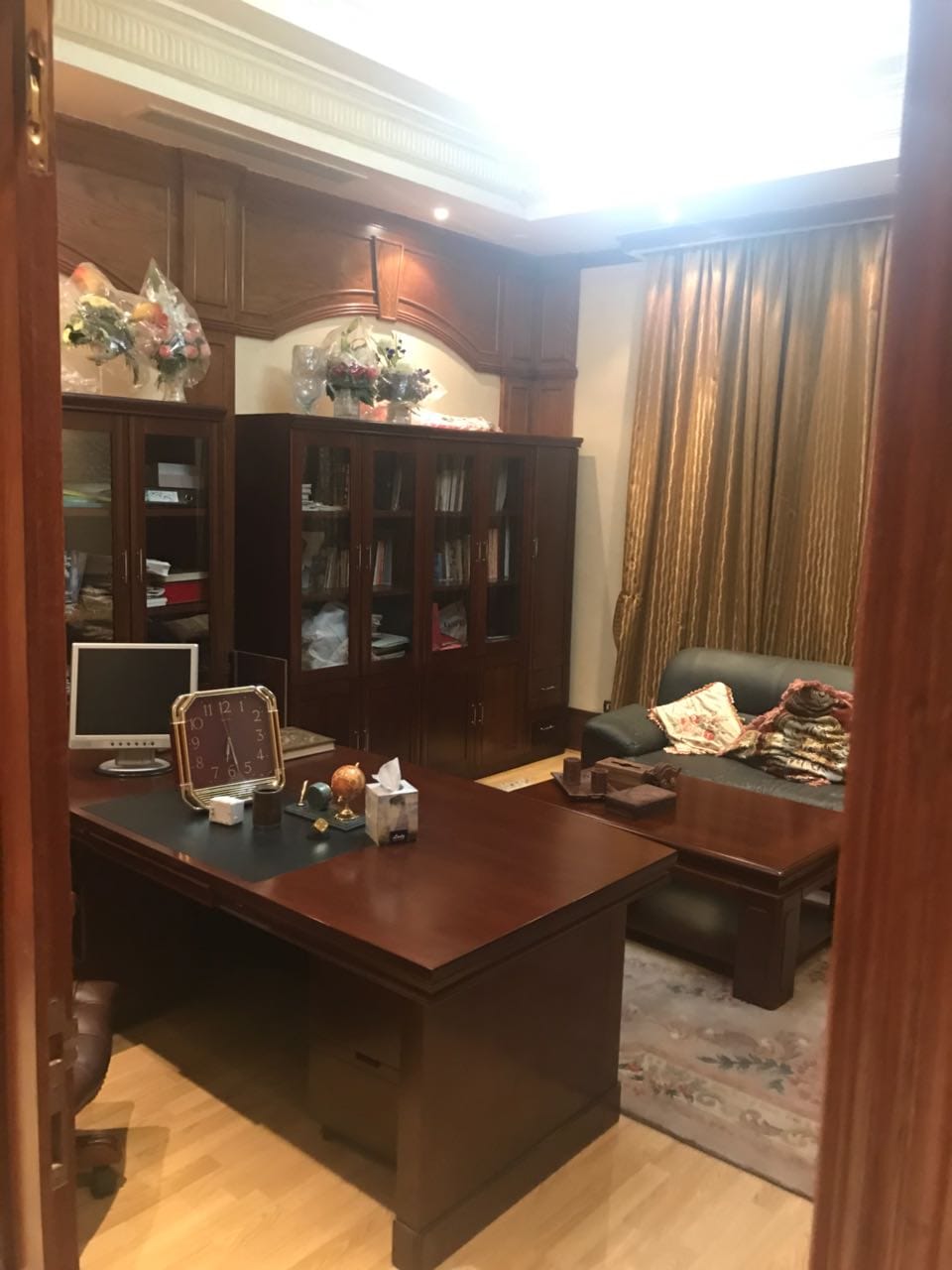 فريق العلاج المتخصص في مستشفى تراست